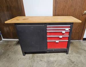 lot 183 image: Craftsman Garage Tool Workbench with Drawers - 33.5H x 54W x 20D