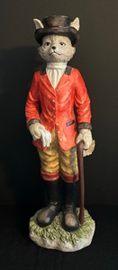 lot 68 image: Vintage Mr. Fox Sculpture