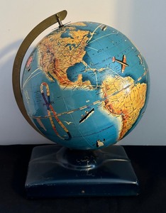 lot 74 image: Vintage 10 Wonder World Replogle Globe