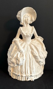 lot 129 image: Vintage Cast Iron Fancy Lady Doorstop