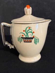 lot 81 image: Vintage Art Deco Teapot by Leigh Ware  Vintage Leigh Ware Adelphia Teapot