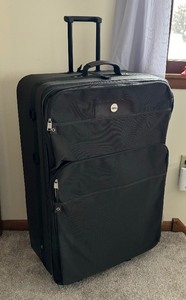 lot 198 image: Large American Tourister Suitcase