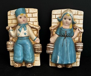 lot 208 image: Two Adorable Vintage Dutch Wall Plaques