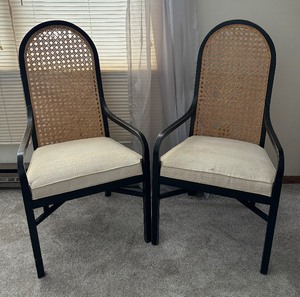 lot 231 image: Pair of Pretty Vintage Chairs