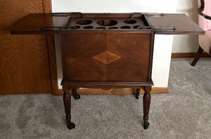lot 43A image: Gorgeous Art Deco Cocktail Bar Cabinet