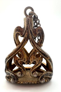 lot 30 image: Vintage Gold Plated Fancy Watch Fob