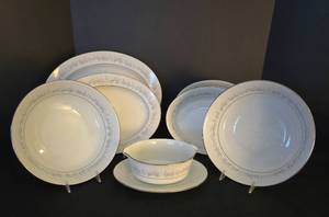lot 180 image: Contemporary Noritake Fine China Serving Set