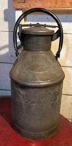 lot 361 image: Vintage Standard Oil Company 5 Gallon Transport Container