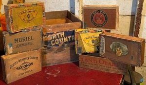 lot 364 image: Vintage Crates and Cigar Boxes by Land O Lakes, North Country, Red Dot, King Edward and More