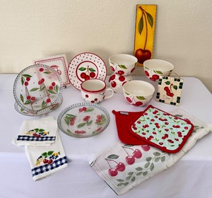 lot 317 image: Cherry Themed Kitchen Decorative Items