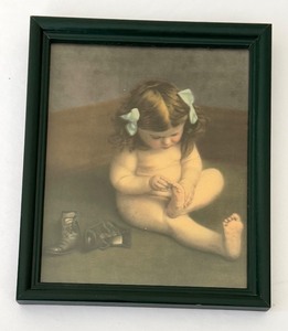 lot 305 image: Adorable Vintage Print