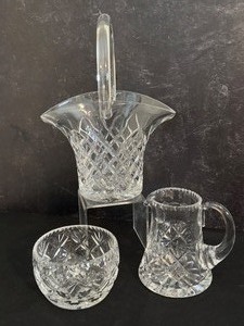 lot 308 image: Crystal Basket and Royal Doulton Crystal Cream and Sugar Set