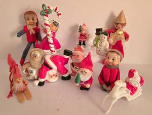 lot 414 image: Fabulous Vintage Christmas Decor