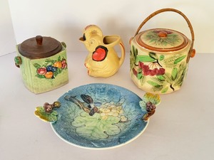 lot 429 image: Vintage Glassware including a Vintage Majolica Plate & Vintage Biscuit Jar and More