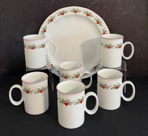 lot 25C image: Porsgrund Hearts and Pines Platter and Six Porsgrund Hearts and Pines Coffee Mugs