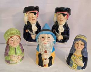 lot 463 image: Royal Cornwall Toby Bell Grouping