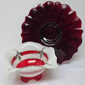 lot 513 image: Indiana Glass Moderne Classic Dish & Vintage Garnet Bowl