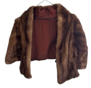 lot 241 image: Vintage Fur Shrug