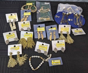 lot 59 image: 13 Pairs of New DangleDrop Tassel and Hoop Fashion Statement Earrings, Fancy Hair Pin & Clip Accessories and Bracelet
