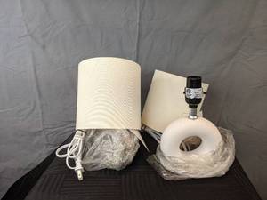 lot 46 image: Pair of New Threshold Circle Table Lamps with Shades White