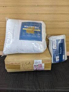 lot 182 image: Brand New Full Size Bedding Bedsure Mattress Topper, Matbeby Duvet Cover, and 4-Piece Polka Dot Owl Bed in A Bag