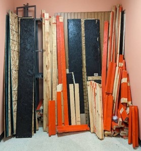lot 326 image: Large Assortment of Wood, Metal and Slat Wall