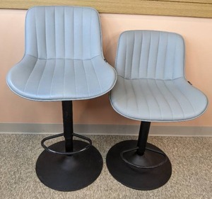 lot 222A image: YOUNIKE Adjustable 2 Piece Bar Stool Set