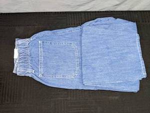 lot 190L image: 3 Brand New Pairs of Womens Denizen Levis High Rise Loose Fit Taper Jeans Size 18 $29.99 Retail Each
