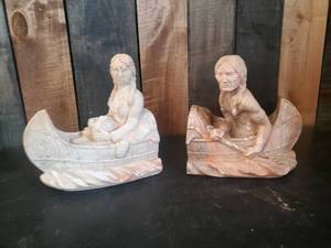 lot 31 image: Super Heavy Native American Canoeing Book Ends