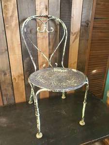 lot 32 image: Solid Metal Ice Cream Parlor Chair