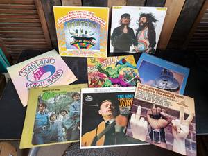 lot 45 image: Nice collection of Vintage Rock n roll Records LPs