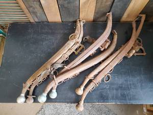 lot 85 image: Lot of 3 pair Vintage Horse Hames
