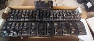 Square D Circuit Breakers 120v240v Assorted Amp