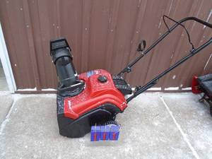 lot 111 image: Toro 4 cycle snow thrower. Looks nearly new. Electric start capable. Tested & works. As shown.