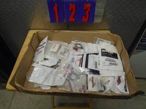 lot 123 image: Flat of misc gaskets for Kohler & Tecumseh. As shown.