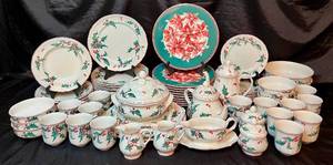Villeroy & Boch Holly Collection Dinnerware