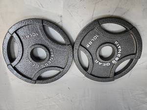 lot 11 image: Lot of two 10Lb Fitness Gear 2-Inch Weight Plates ( Used, Like new)