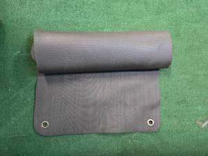 lot 45 image: Monduka Studio Gear Pro Gym Quality Yoga Mat ( Used)