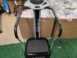 lot 58 image: Confidence Fitness Vibration machine (Used, Excellent Condition)