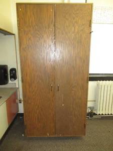lot 39 image: Large Cabinet w Top Shelves & Cubbies