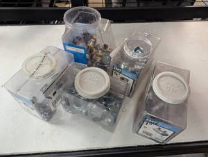 lot 79 image: Mixed Lot - Conduit Connectors - Multi Sizes