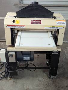 lot 4 image: Woodmaster W 718 Planer 18 Molder  Sander - with accessories - on rolling cart - original paper work books