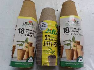 lot 44 image: Burbee and Jiffy Seed Starting Pots...