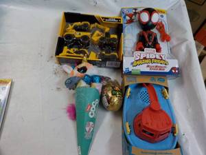 lot 90 image: Toys...