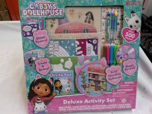 lot 122 image: Deluxe Activity Set...