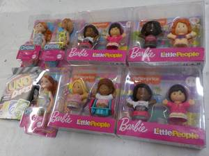 lot 147 image: Barbie and UNO Cards...