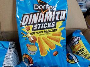 lot 155 image: 10 ct 9 oz bags Doritos Dinamita Ho...