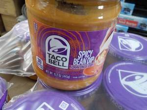 lot 161 image: 12 ct 15.7 oz Taco Bell Spicy Bean ...