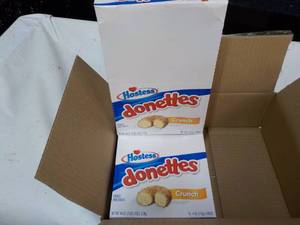 lot 177 image: 20 ct Hostess Donettes Crunch past...