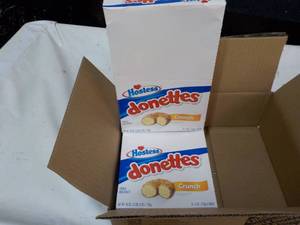 lot 178 image: 20 ct Hostess Donettes Crunch past...